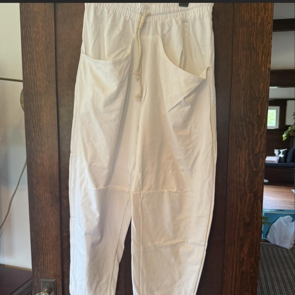Free People Cream Joggers - Picture 2 of 6